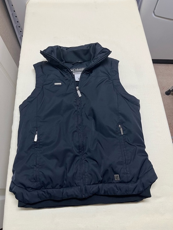 VTG Columbia M black 60% down 40% feather vest - Picture 2 of 13